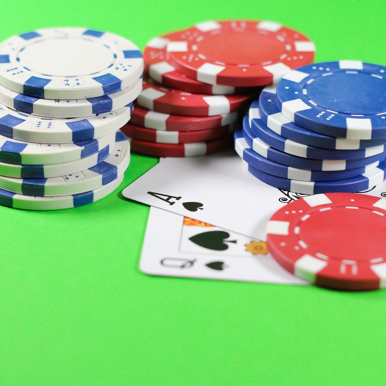 Chơi slot online và live casino tại fa88 trên điện thoại di động Android iOS